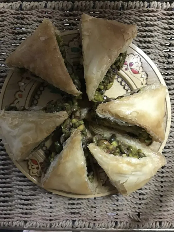 6392-pozdravleniya-horoshemu-muzhu-v-proze.html