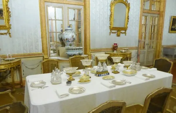 prikolnye pozdravleniya s dnem rozhdeniya tete ot plemyannic