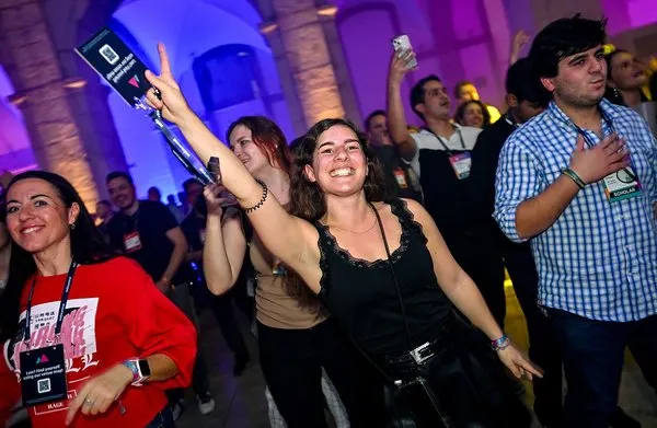 dushevnye pozdravleniya babushke v proze