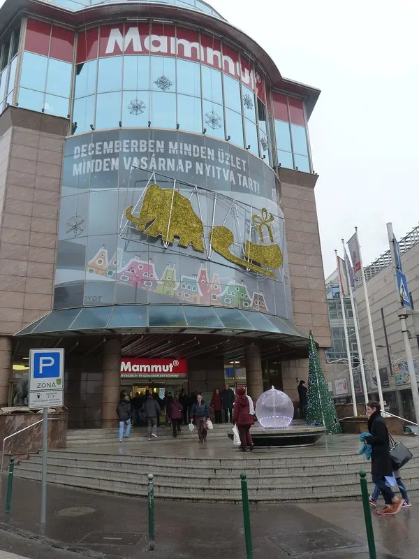 kak pozdravit mamu s dnem rozhdeniya